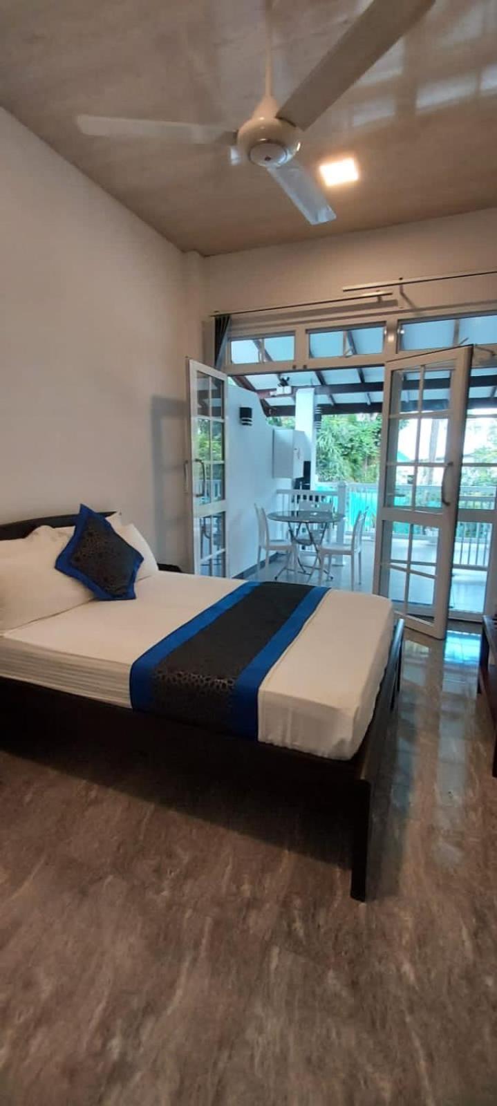 Duvi'S Shelter Bungalow Colombo Esterno foto